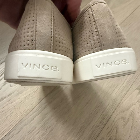 Brand New Vince Suede sneakers - Picture 8 of 9